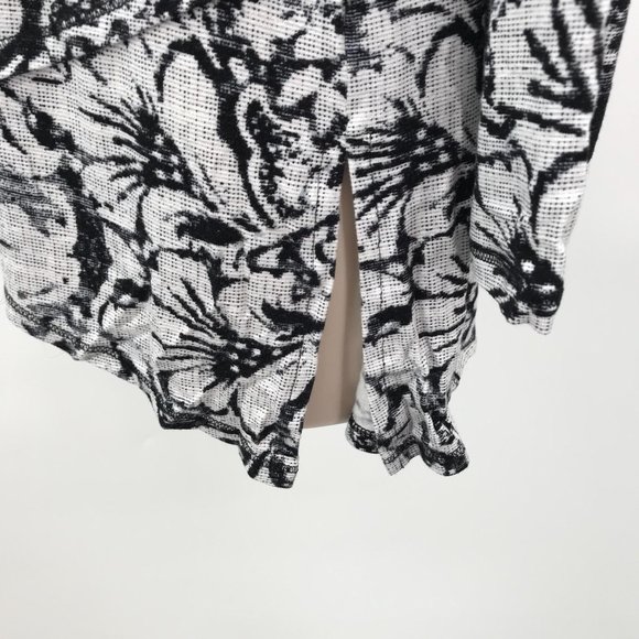 Chico’s Zenergy Stretchy Floral Print Blouse M - Picture 2 of 7